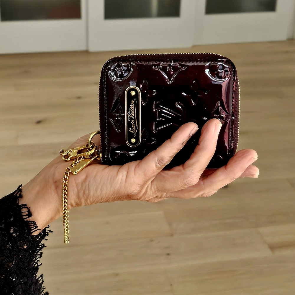 Louis Vuitton RARE Vernis Chocolate Wristlet/Wallet